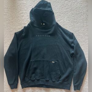 Young LA Hoodie. Black. Men’s large. Cozy!